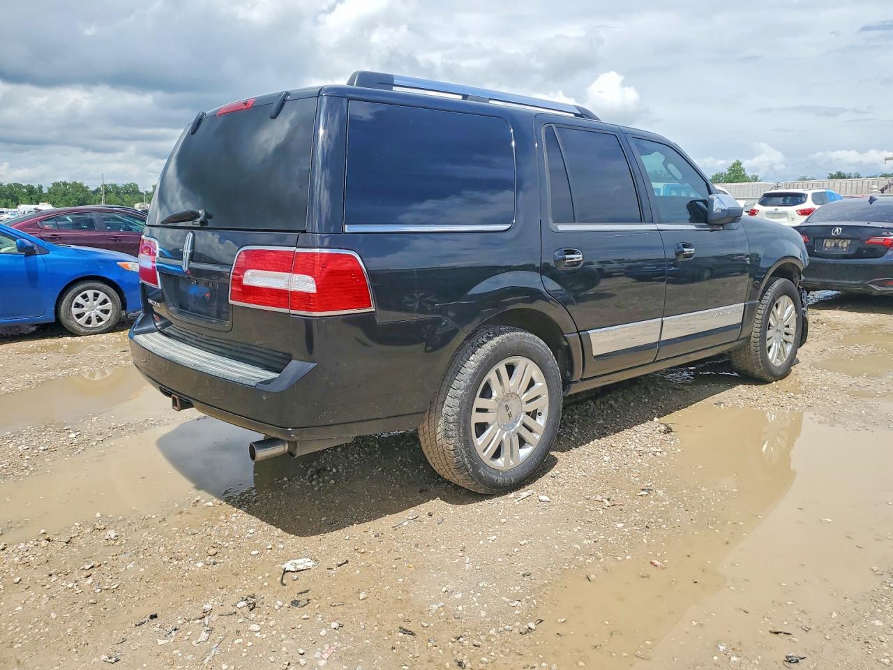 2013 LINCOLN NAVIGATOR — снимка 3