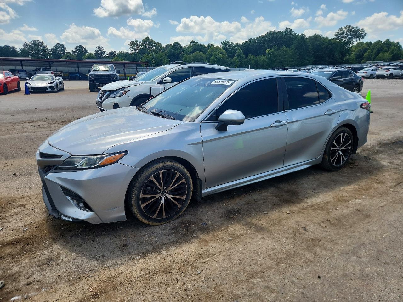 2018 TOYOTA CAMRY SE