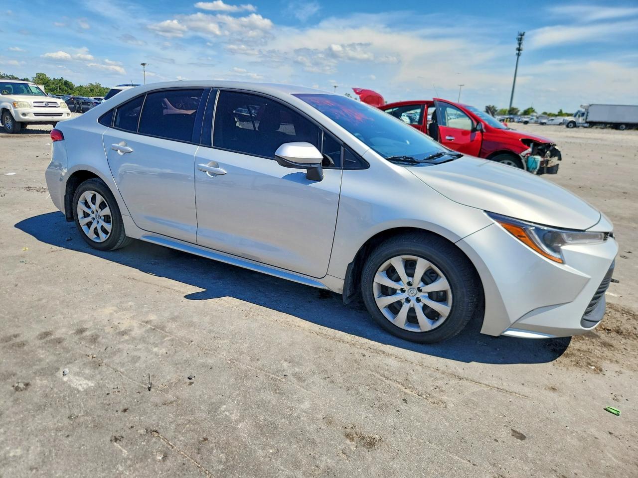 2025 TOYOTA COROLLA LE — снимка 4