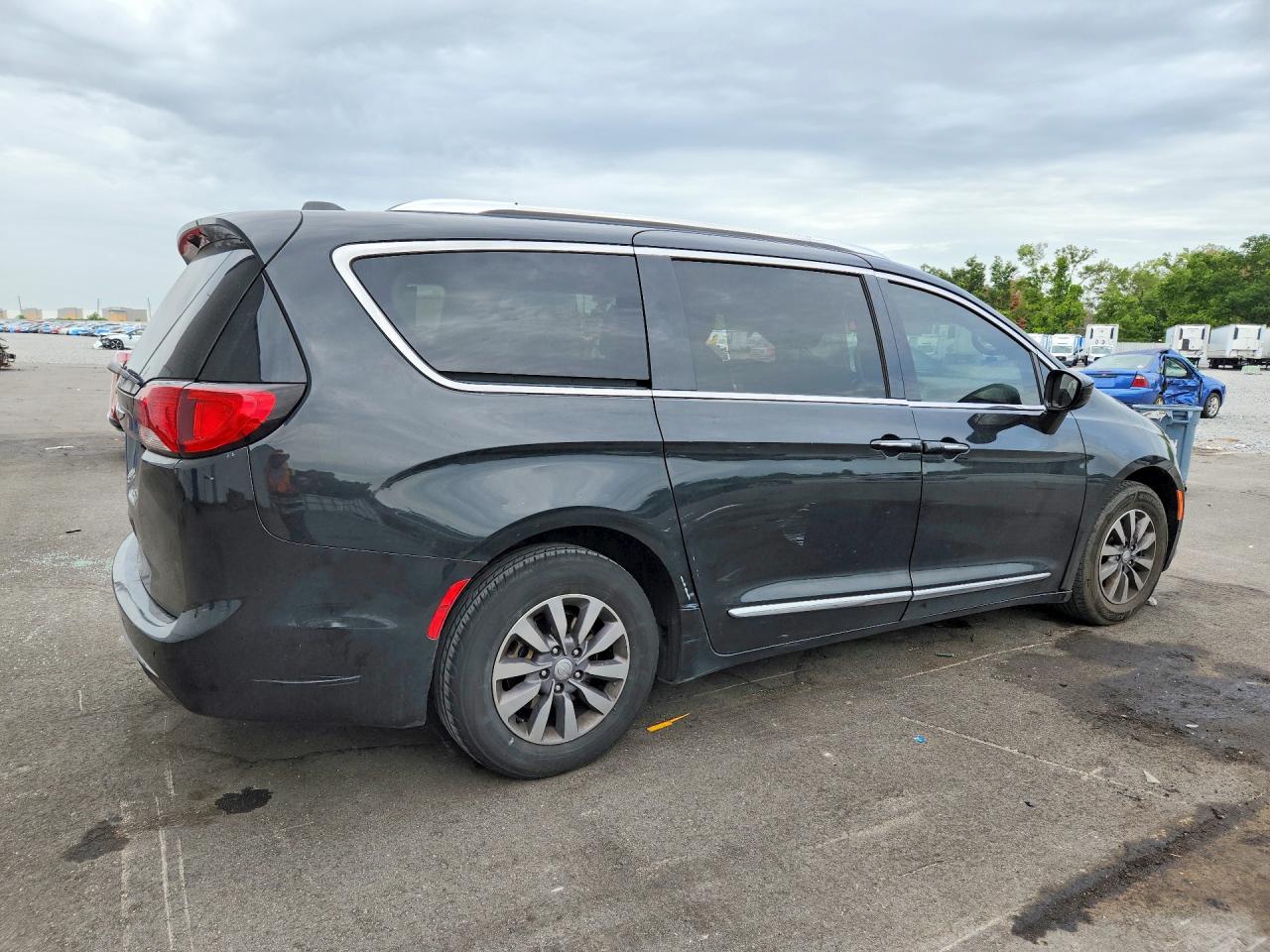 2020 CHRYSLER PACIFICA TOURING L PLUS — снимка 3
