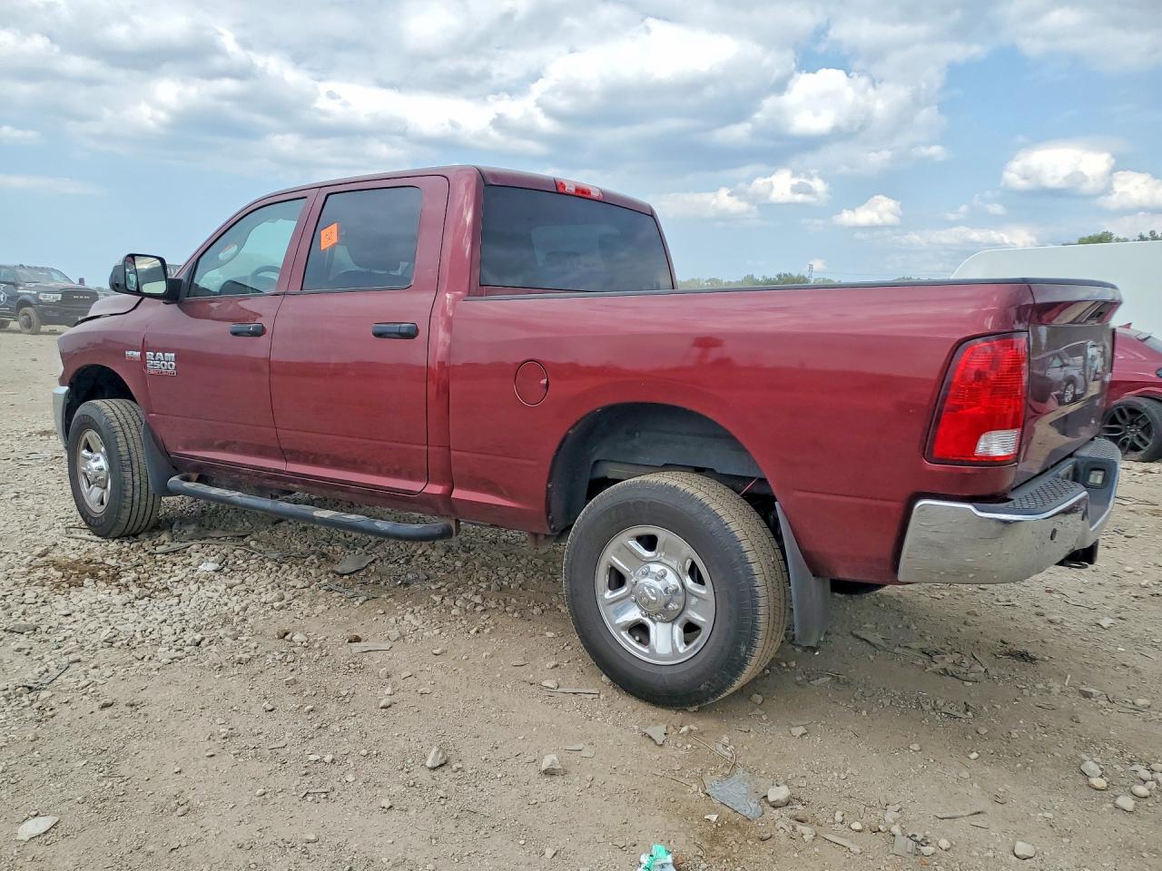 2017 RAM 2500 ST — снимка 2