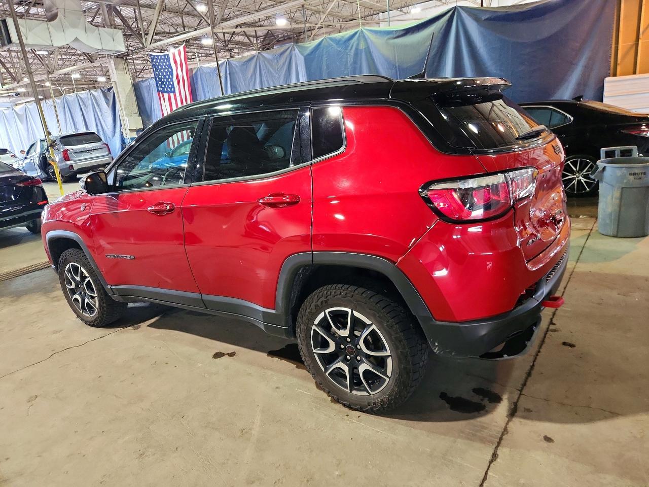 2025 JEEP COMPASS TRAILHAWK — снимка 2
