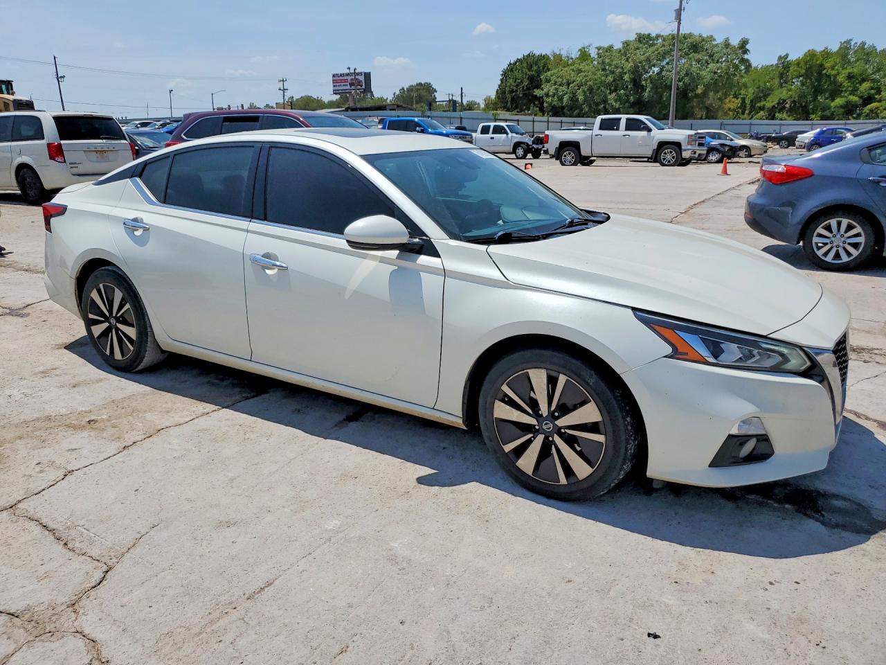 2019 NISSAN ALTIMA SL — снимка 4