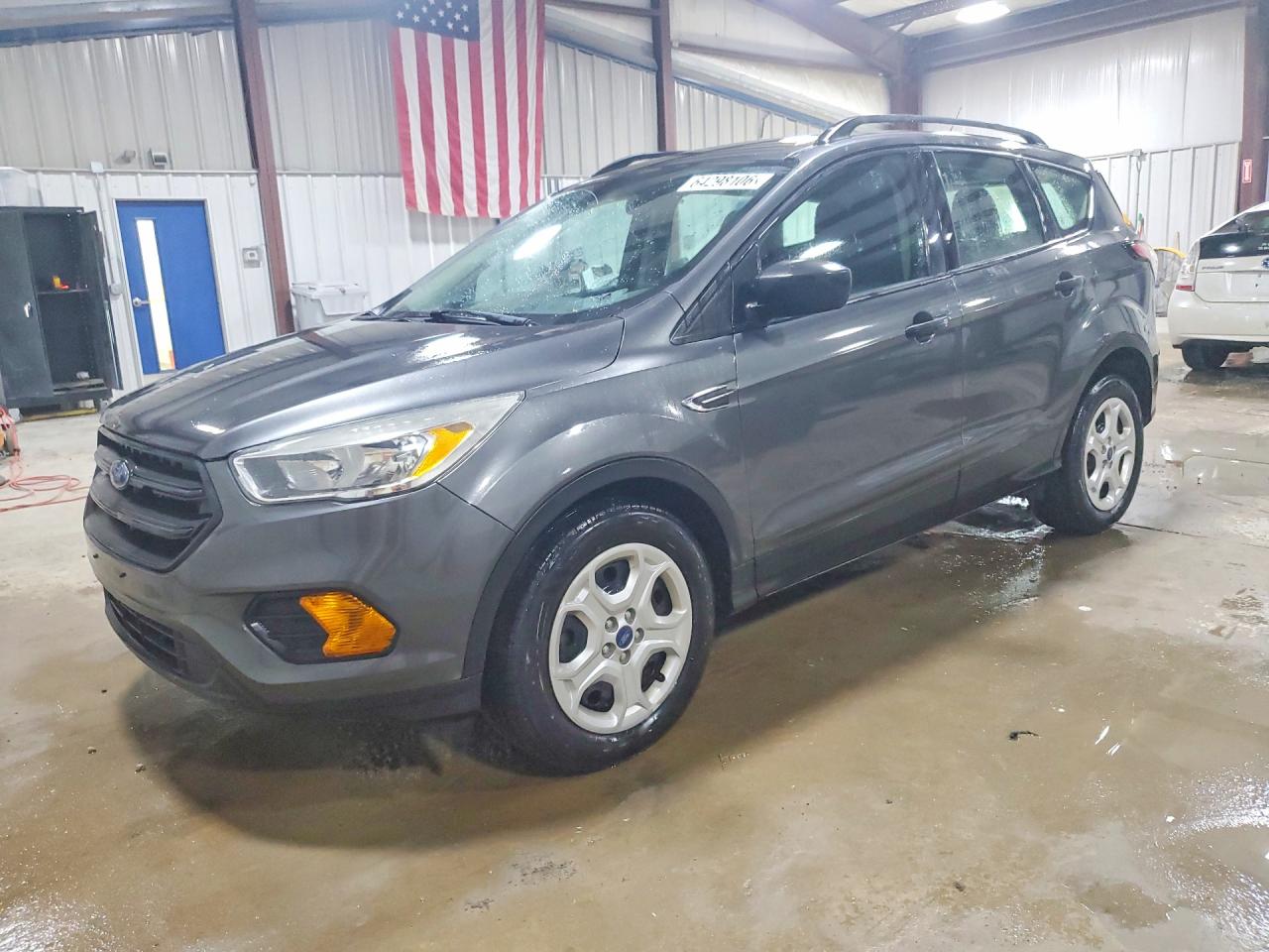 2017 FORD ESCAPE S