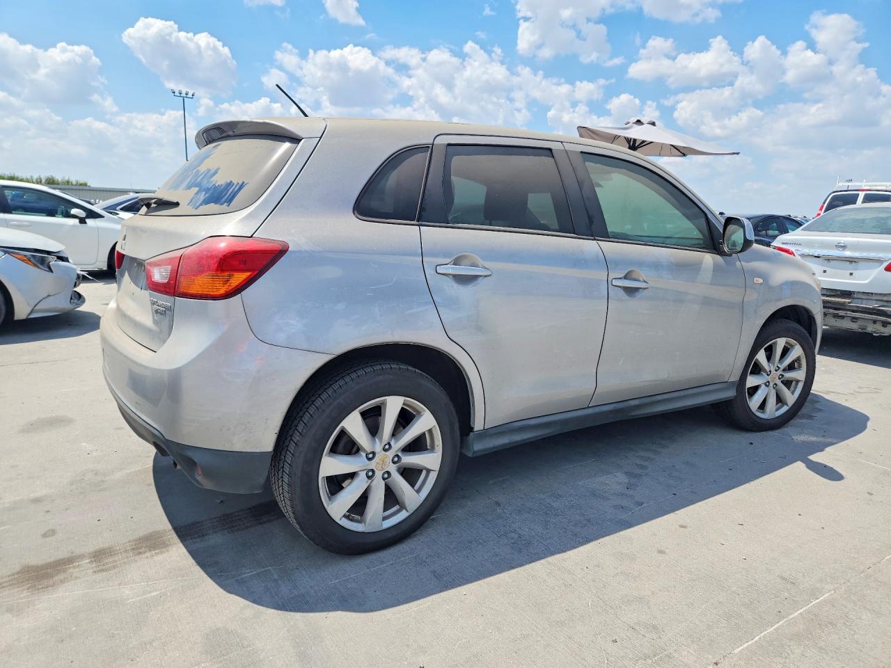 2015 MITSUBISHI OUTLANDER SPORT ES — снимка 3