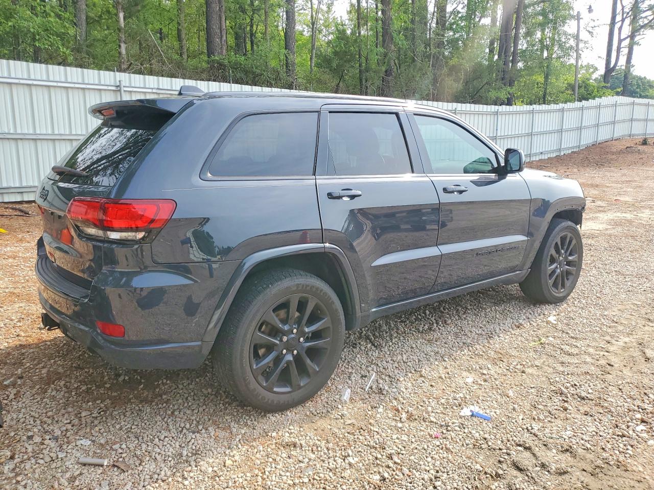 2017 JEEP GRAND CHEROKEE LAREDO — снимка 3
