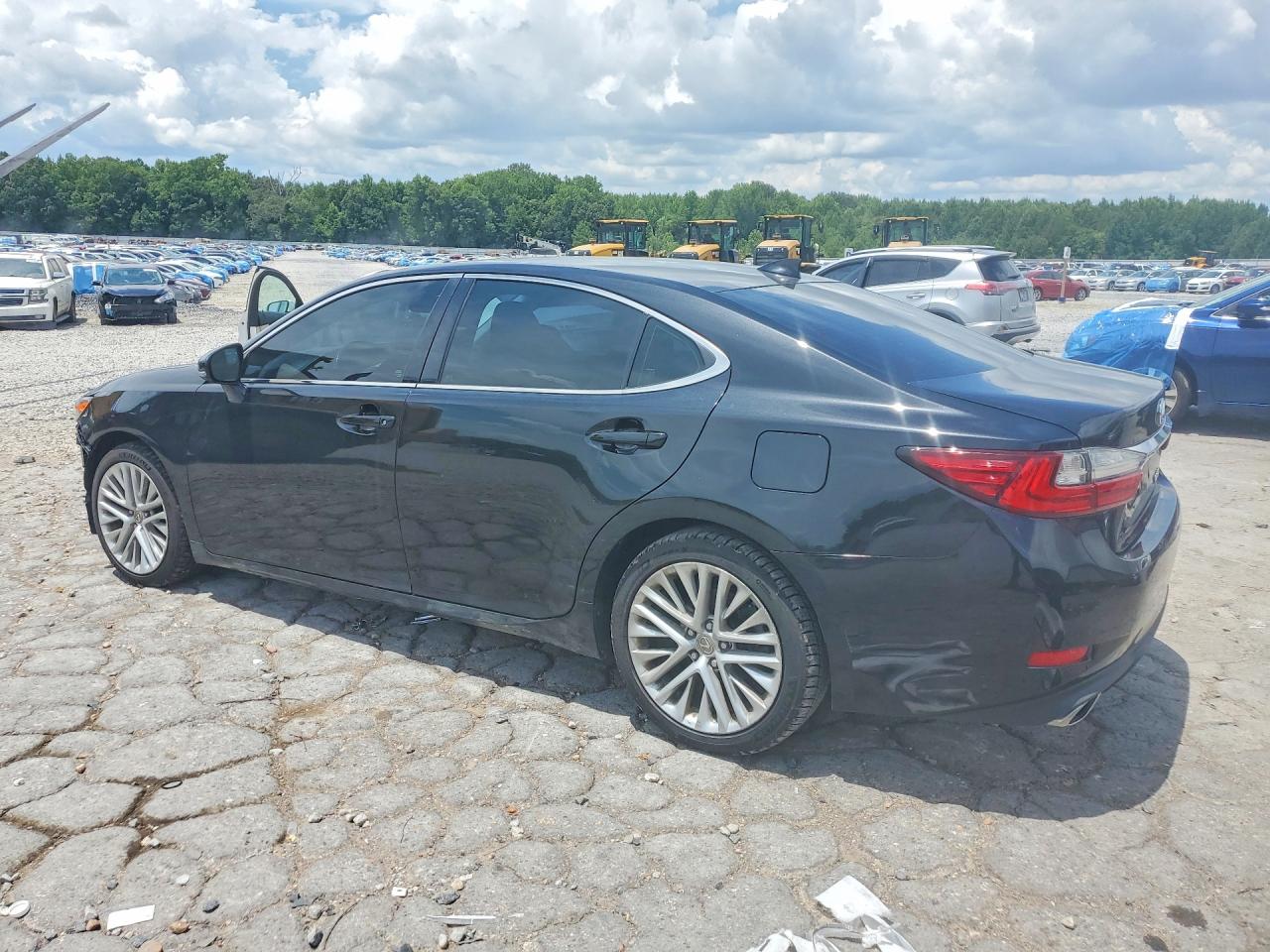 2016 LEXUS ES 350 — снимка 2