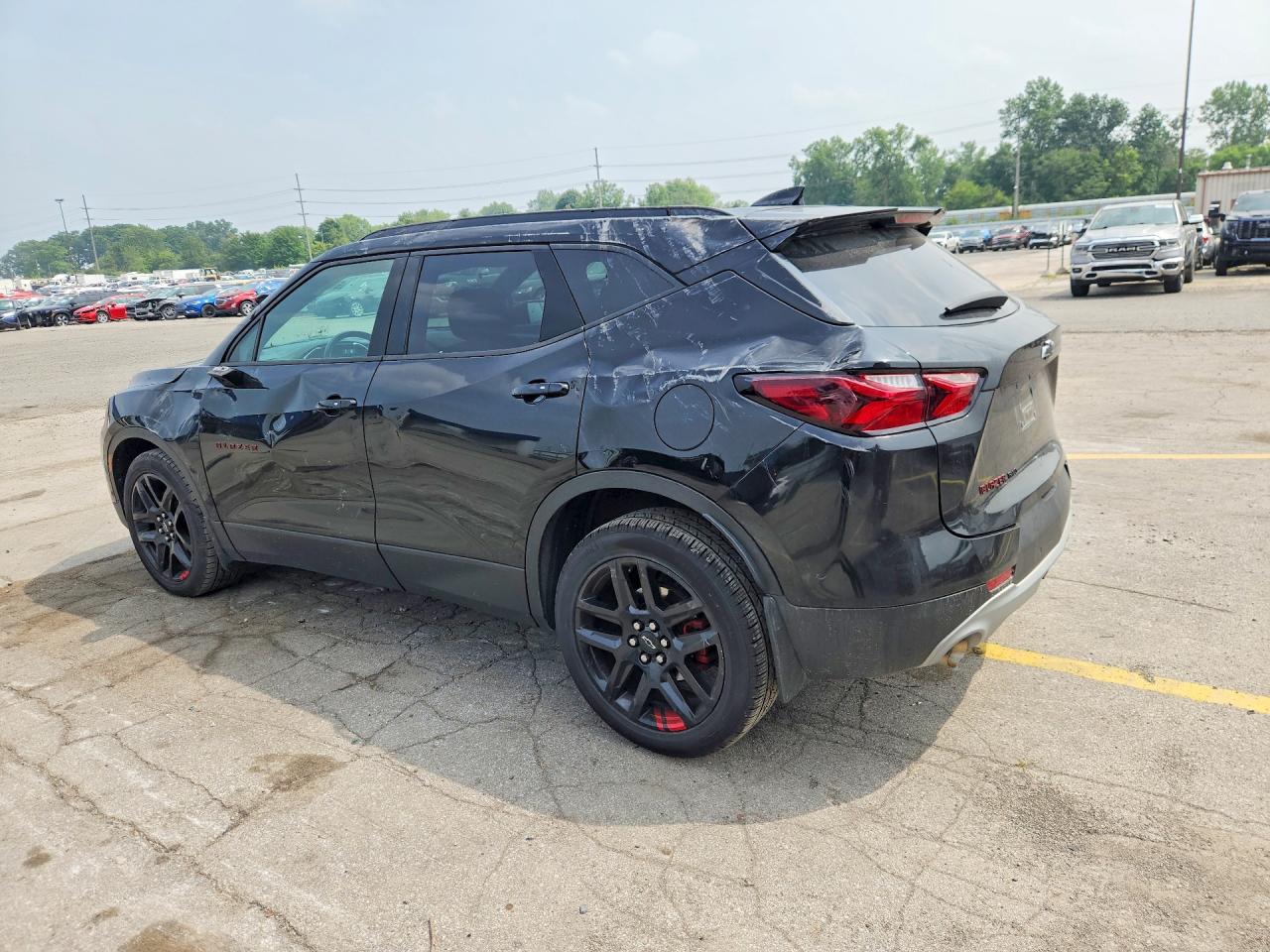 2020 CHEVROLET BLAZER 2LT — снимка 2