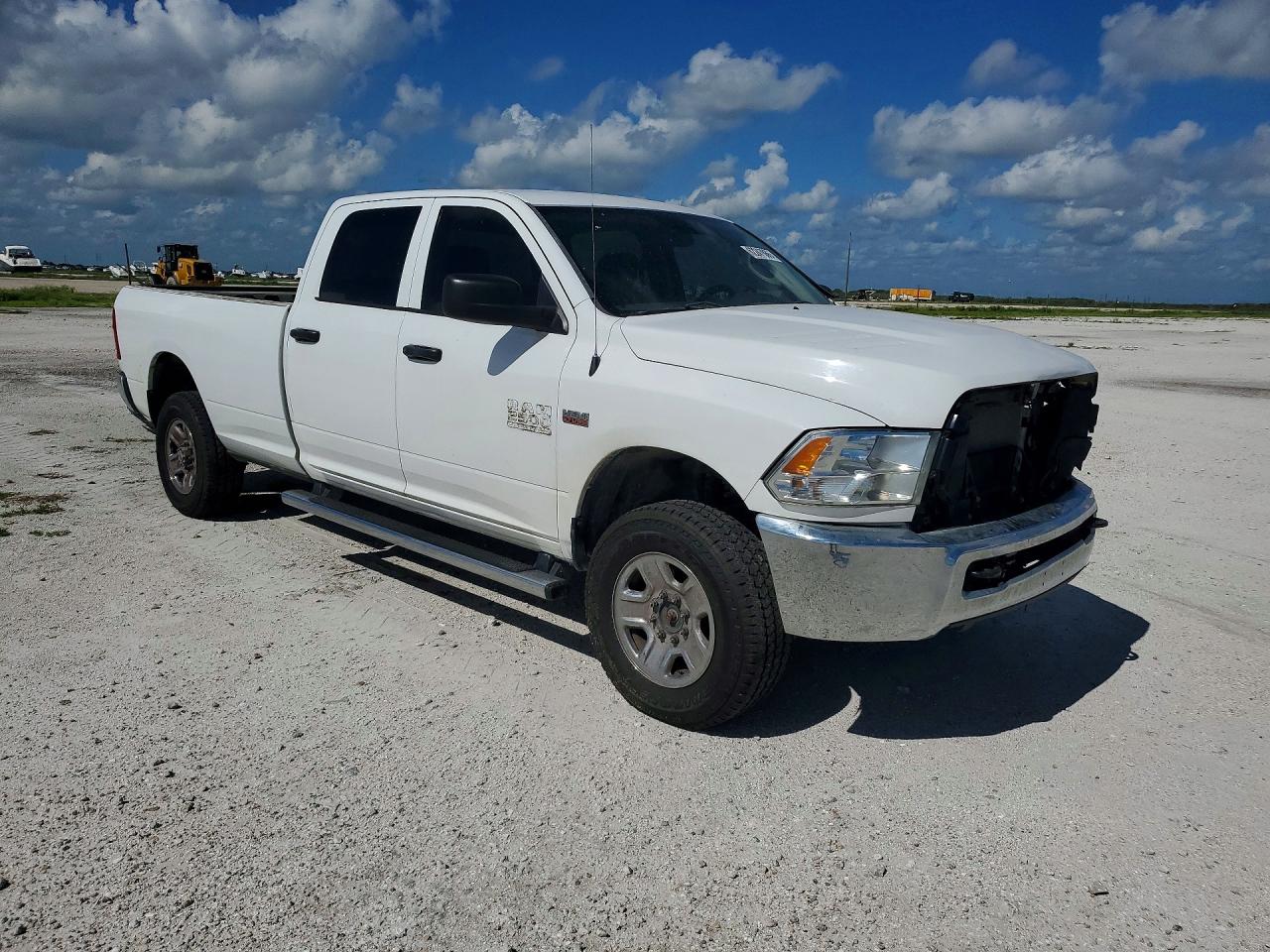 2017 RAM 2500 ST — снимка 4