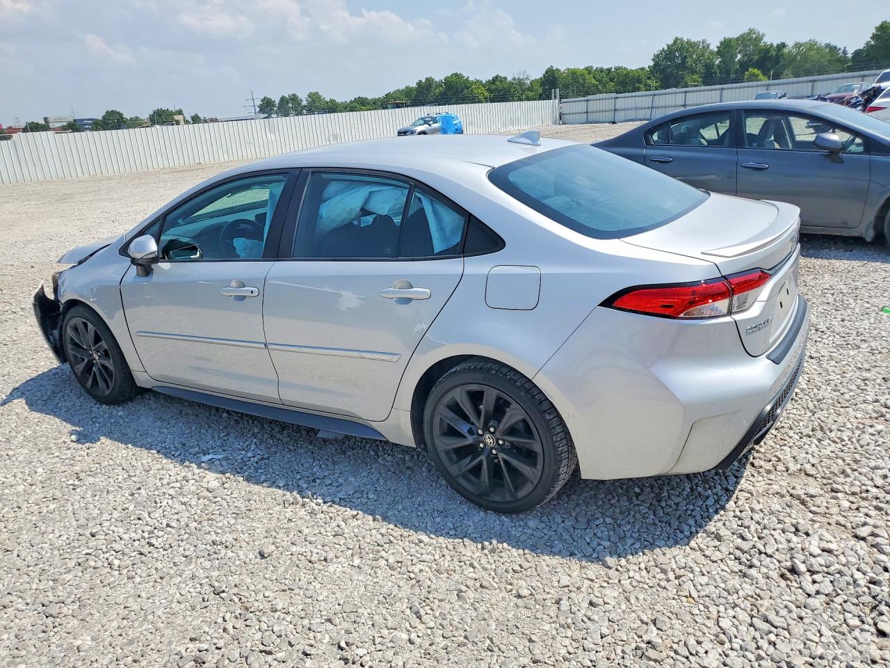 2022 TOYOTA COROLLA SE — снимка 2