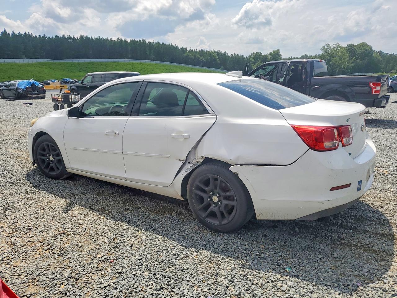 2015 CHEVROLET MALIBU 1LT — снимка 2