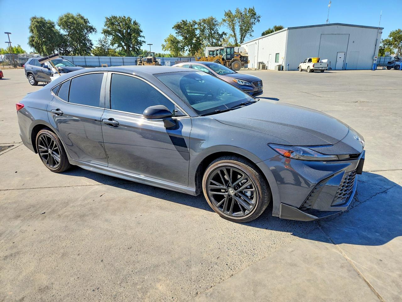 2025 TOYOTA CAMRY SE — снимка 4