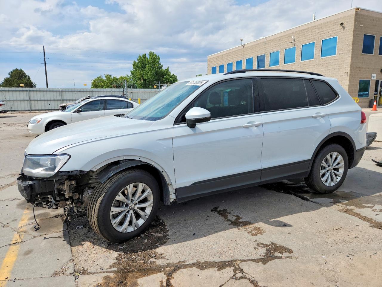 2019 VOLKSWAGEN TIGUAN S