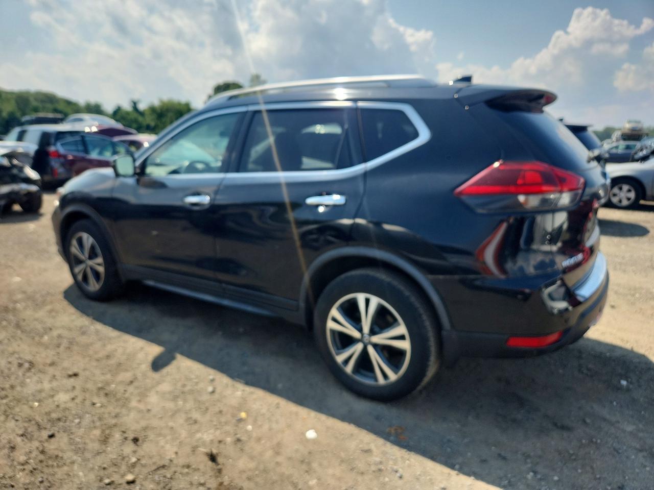 2019 NISSAN ROGUE SV — снимка 2