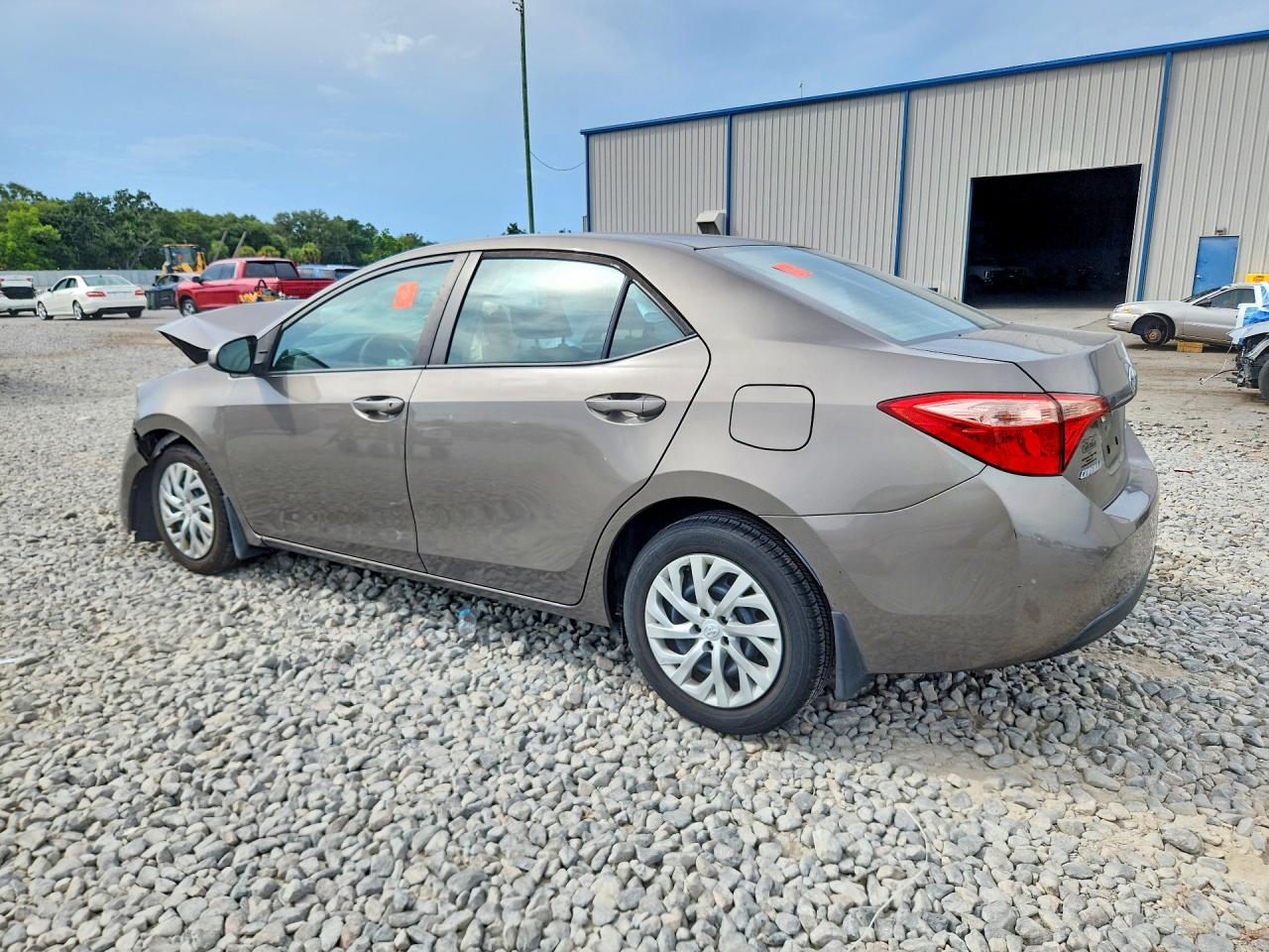 2019 TOYOTA COROLLA LE — снимка 2
