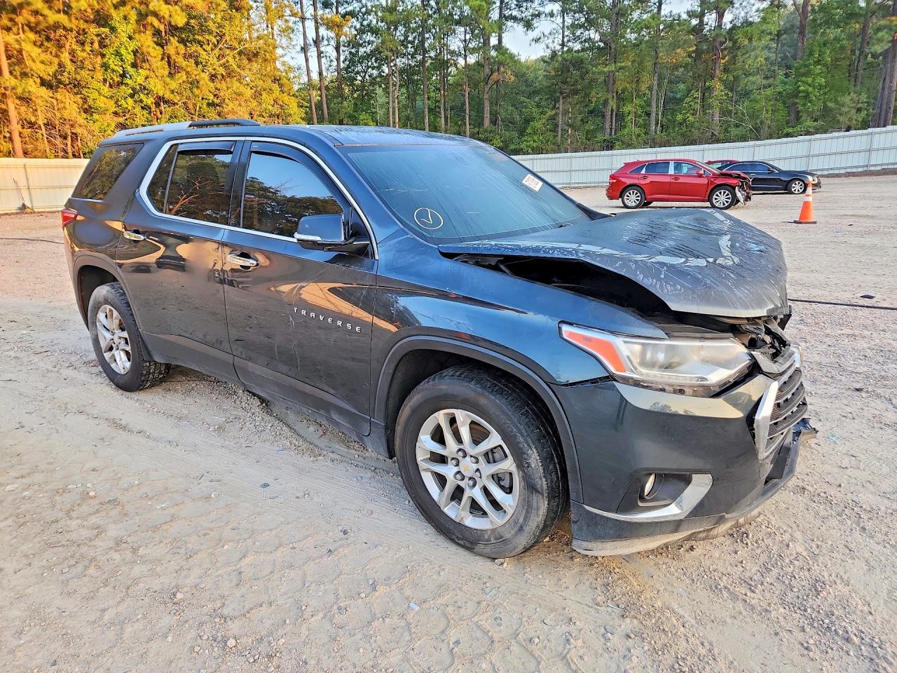 2018 CHEVROLET TRAVERSE LT — снимка 4