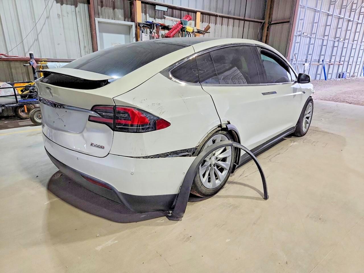 2016 TESLA MODEL X — снимка 3