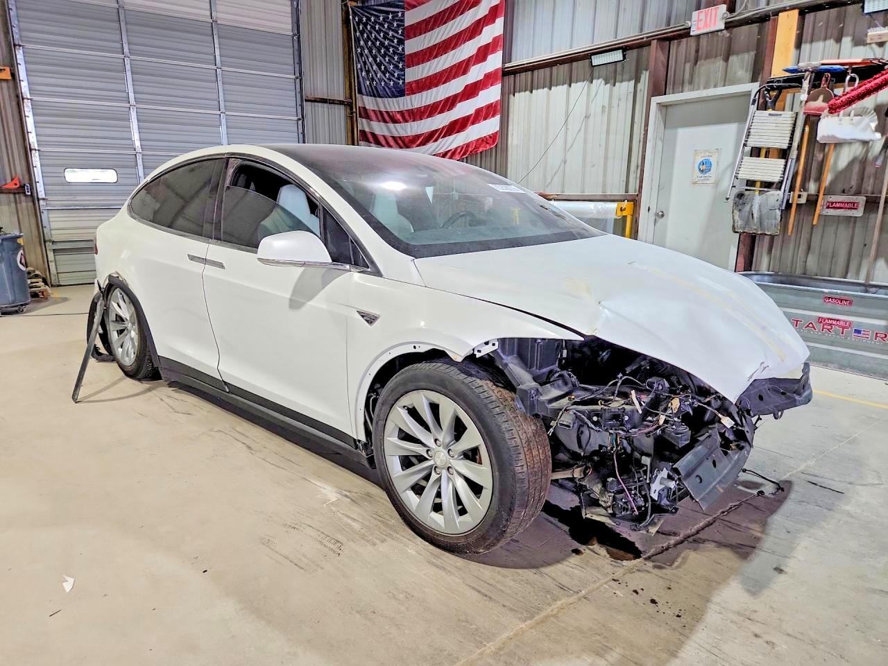 2016 TESLA MODEL X — снимка 4