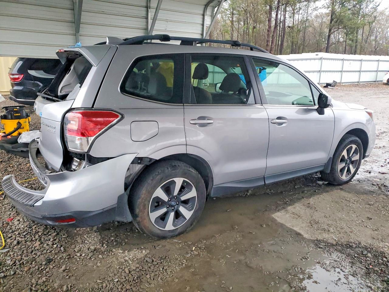 2017 SUBARU FORESTER 2.5I LIMITED — снимка 3