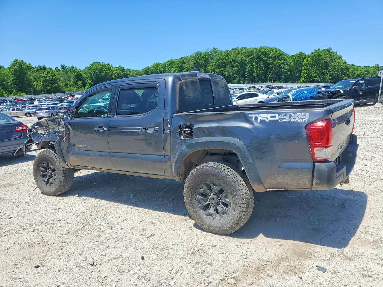 2017 TOYOTA TACOMA TRD OFF-ROAD — снимка 2