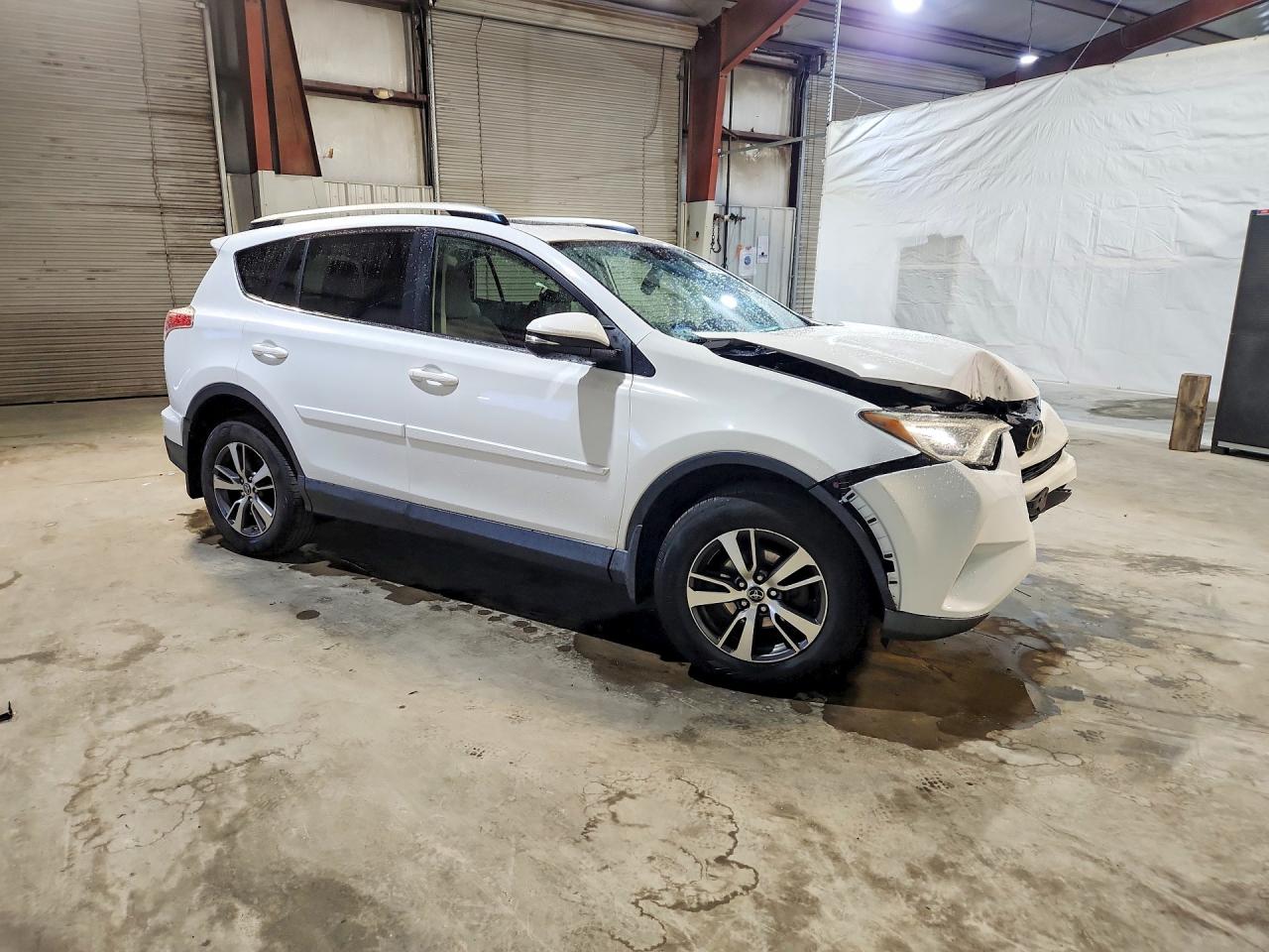 2016 TOYOTA RAV4 XLE — снимка 4