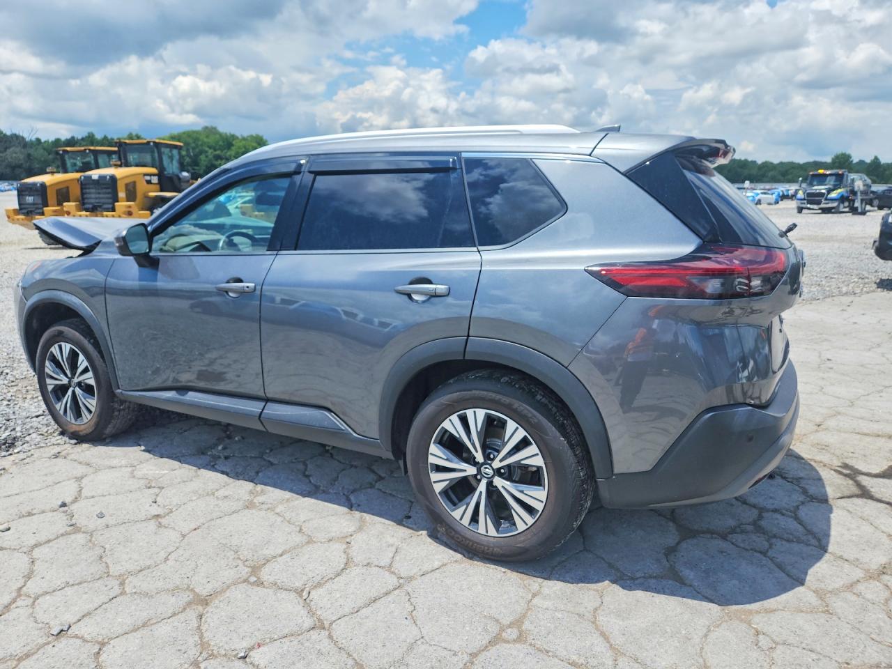 2021 NISSAN ROGUE SV — снимка 2