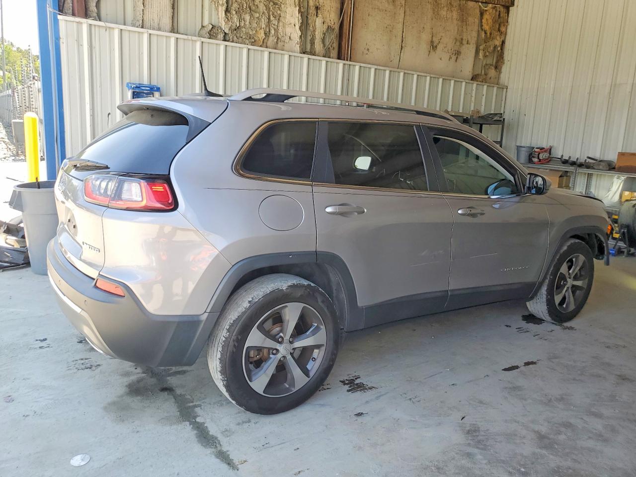 2019 JEEP CHEROKEE LIMITED — снимка 3