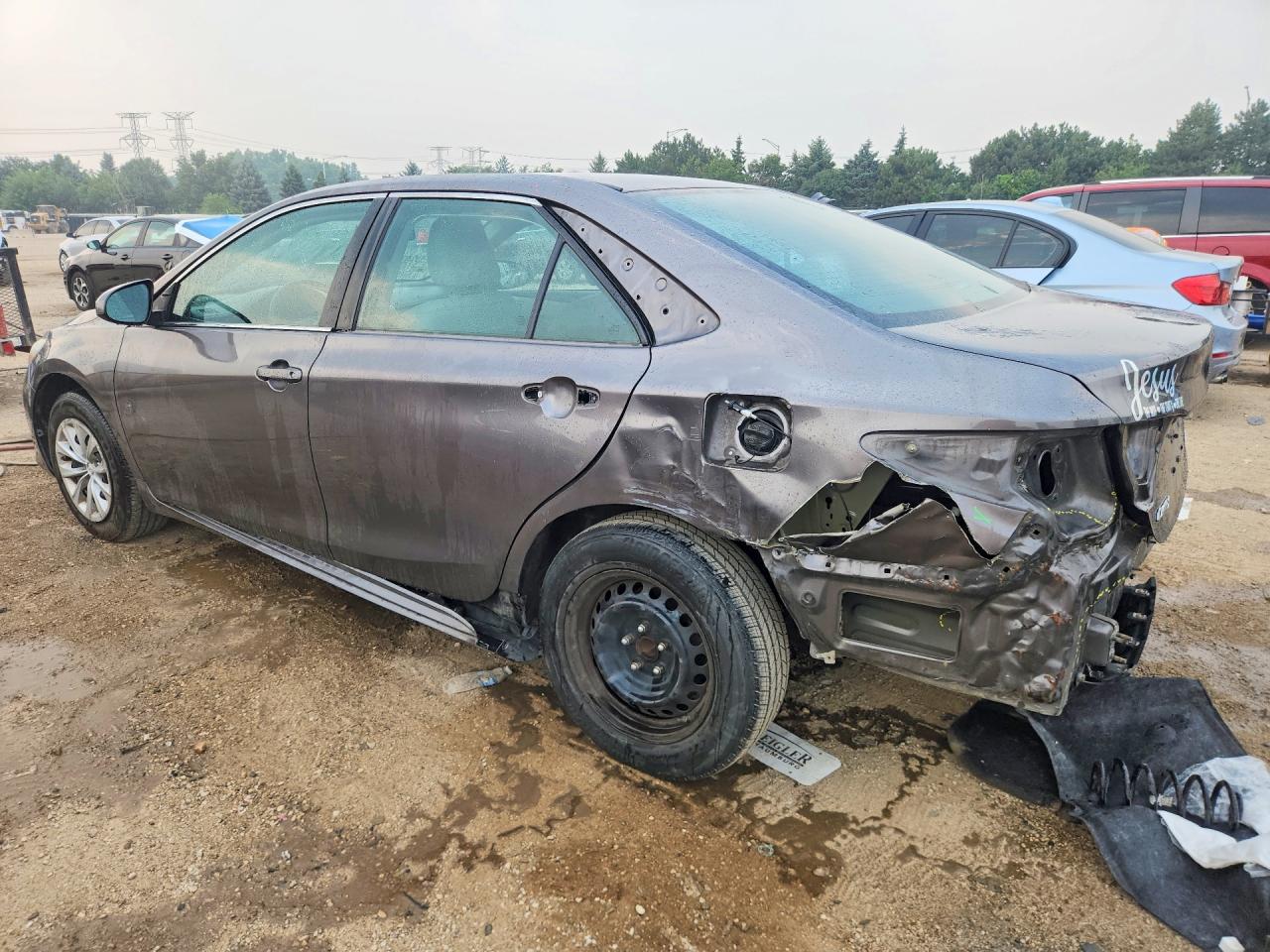 2016 TOYOTA CAMRY LE — снимка 2