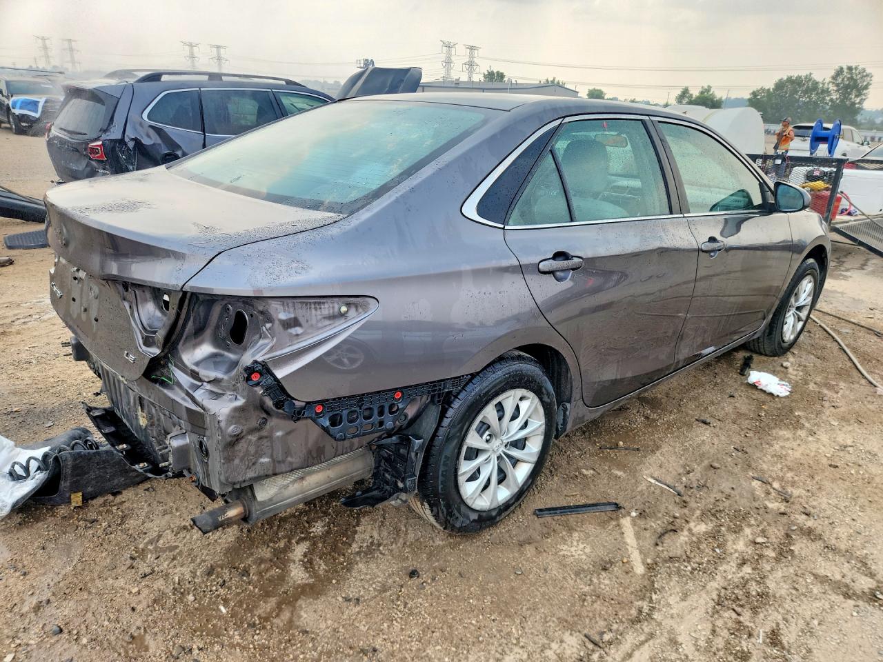 2016 TOYOTA CAMRY LE — снимка 3