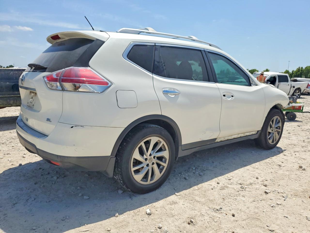 2015 NISSAN ROGUE SL — снимка 3