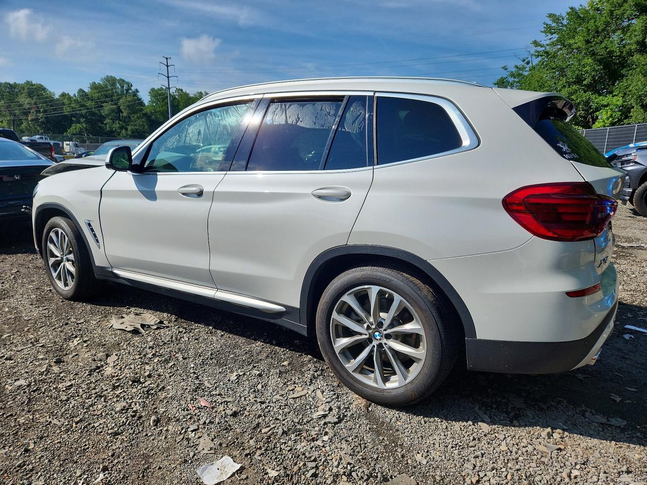 2019 BMW X3 XDRIVE30I — снимка 2