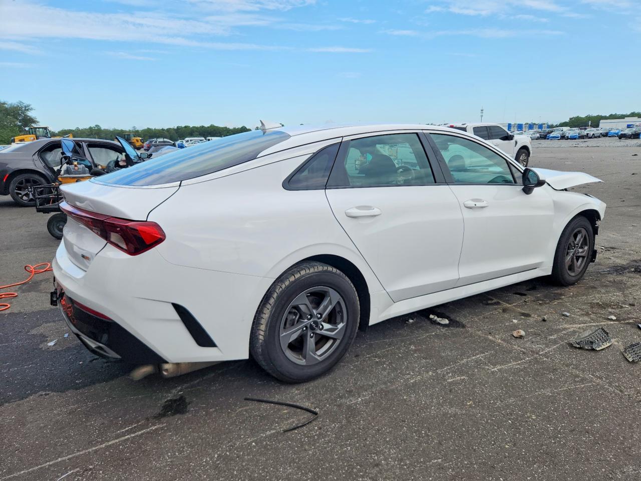 2023 KIA K5 LXS — снимка 3