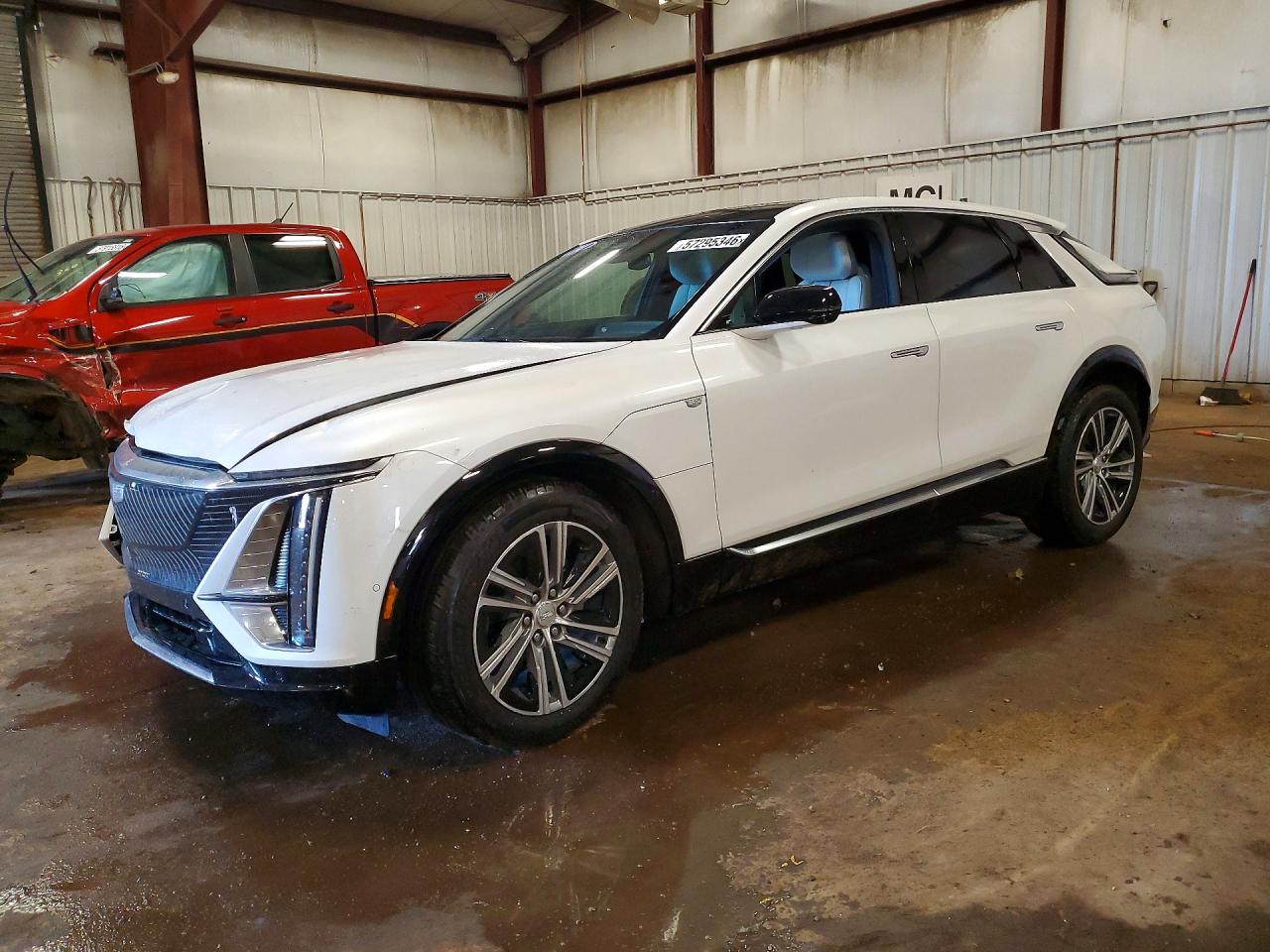 2024 CADILLAC LYRIQ LUXURY