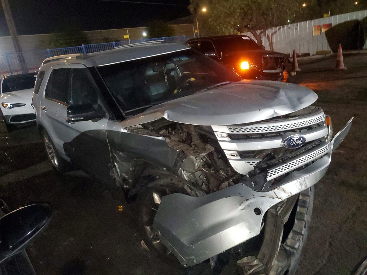 2015 FORD EXPLORER XLT — снимка 4