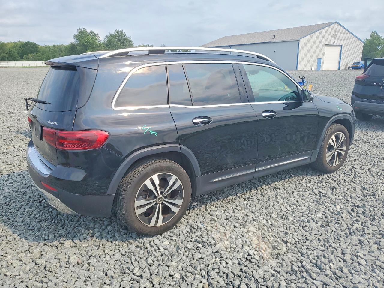 2024 MERCEDES-BENZ GLB 250 4MATIC — снимка 3