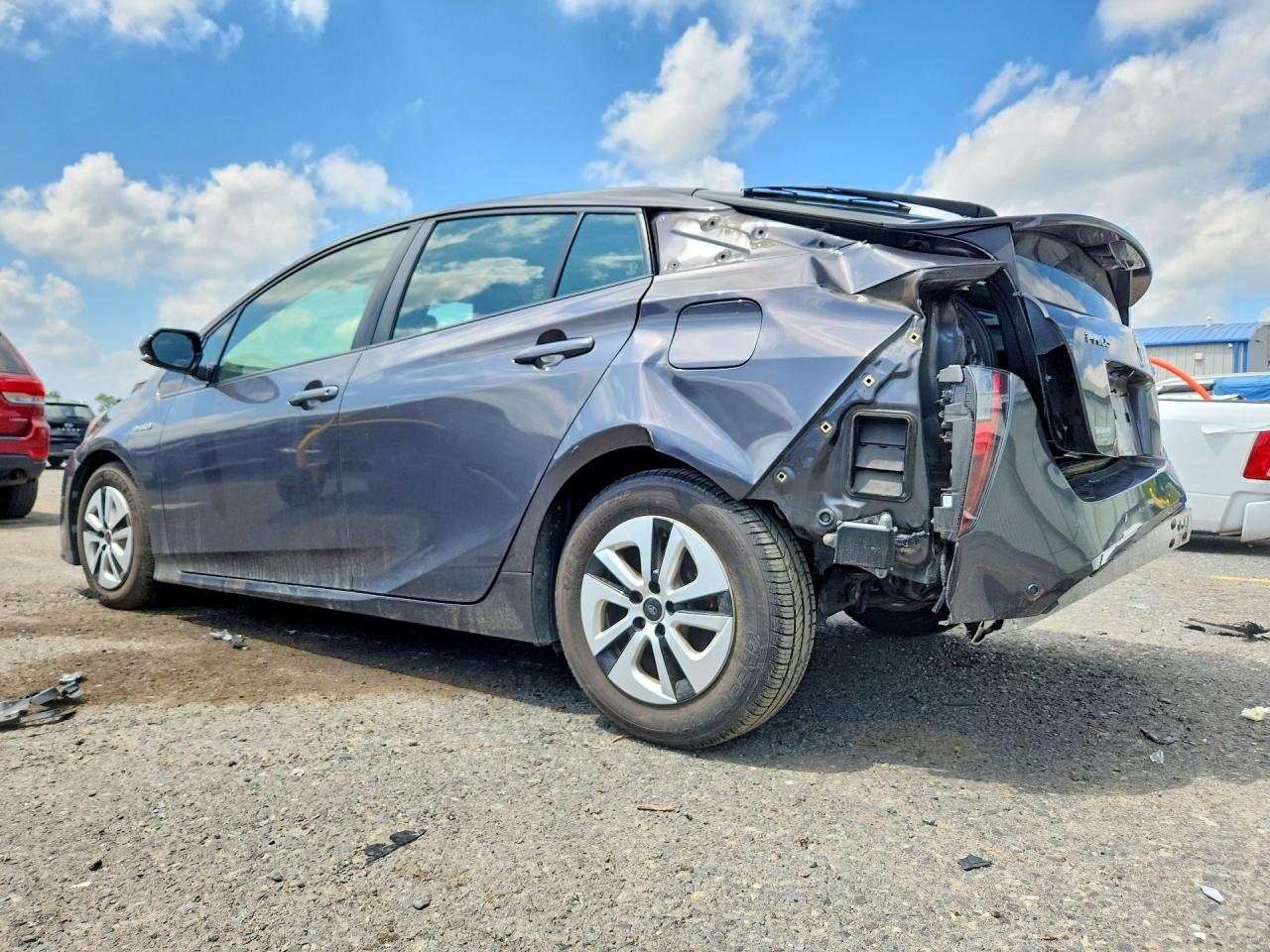 2018 TOYOTA PRIUS THREE — снимка 2