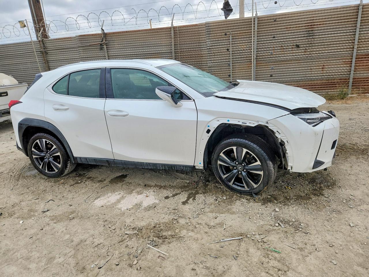 2022 LEXUS UX 200 BASE — снимка 4