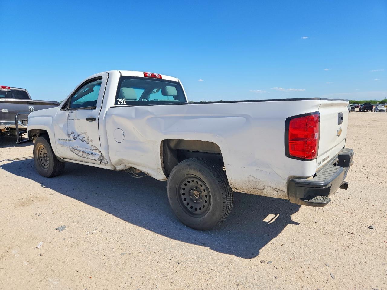 2015 CHEVROLET SILVERADO C1500 — снимка 2