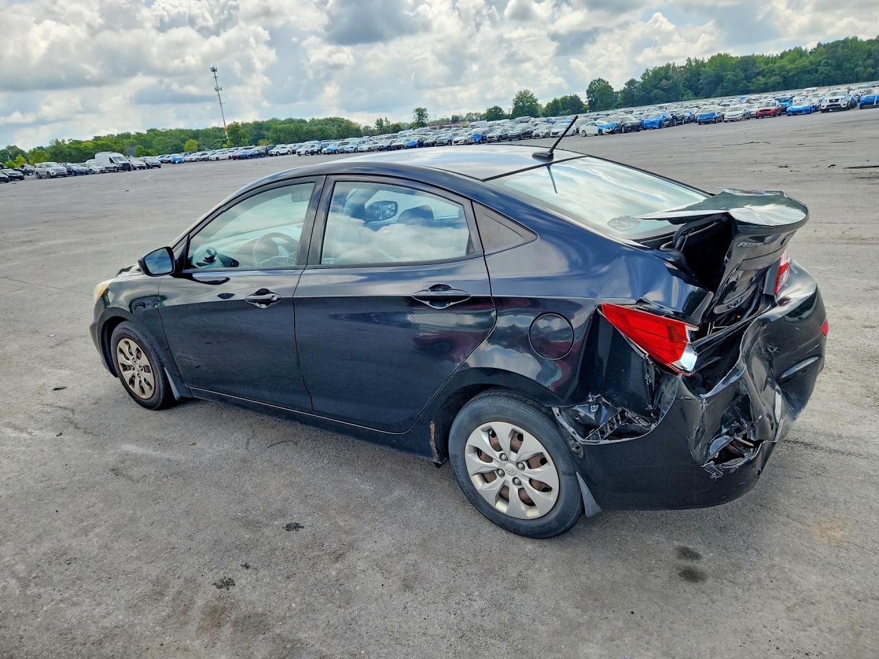 2015 HYUNDAI ACCENT GLS — снимка 2