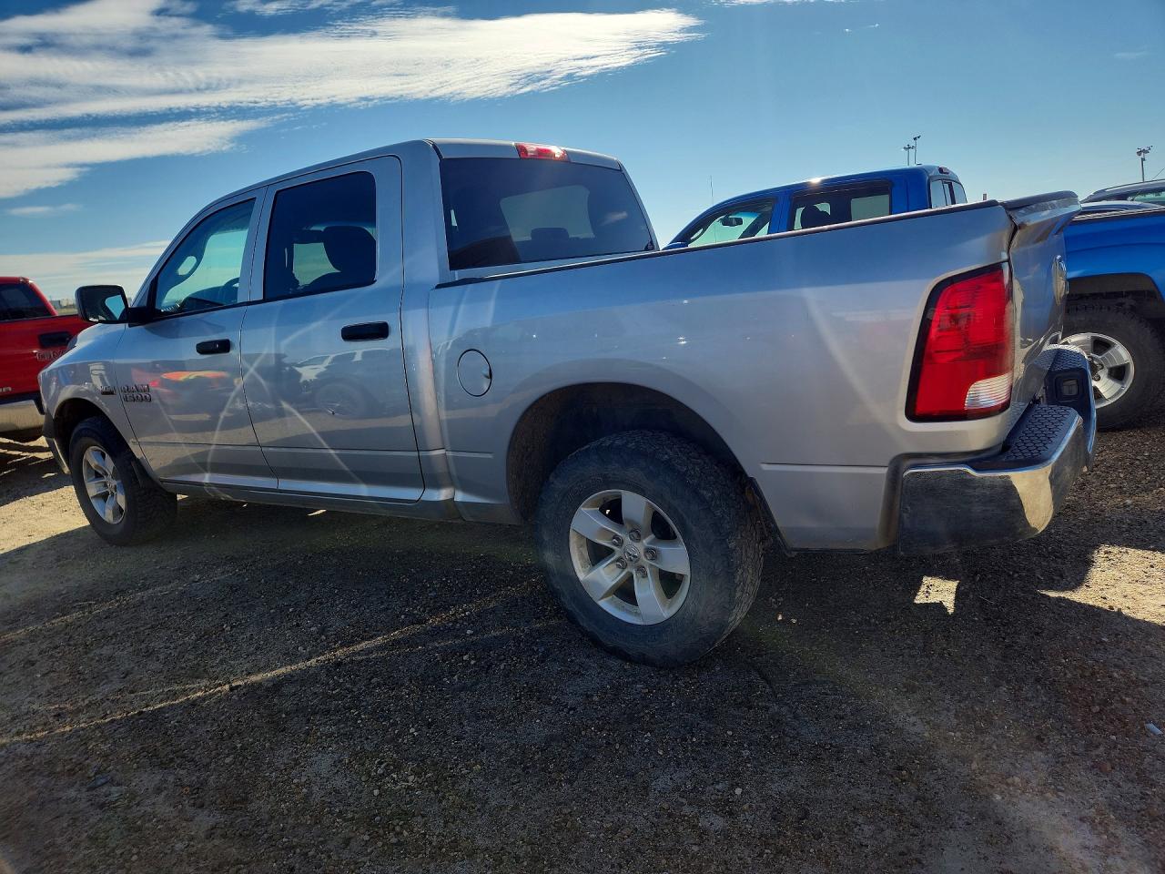 2017 RAM 1500 ST — снимка 2