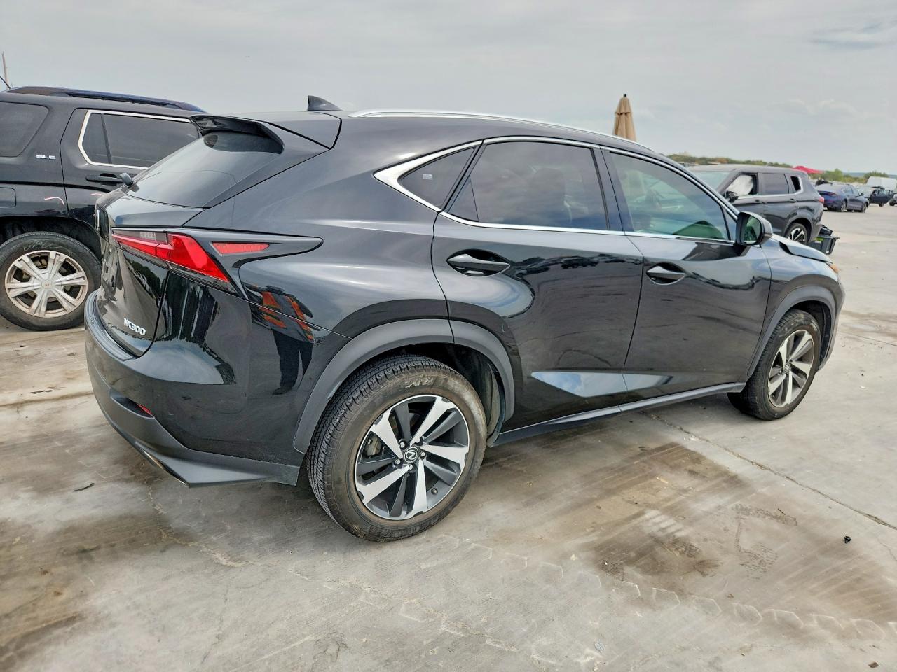 2018 LEXUS NX 300 BASE — снимка 3