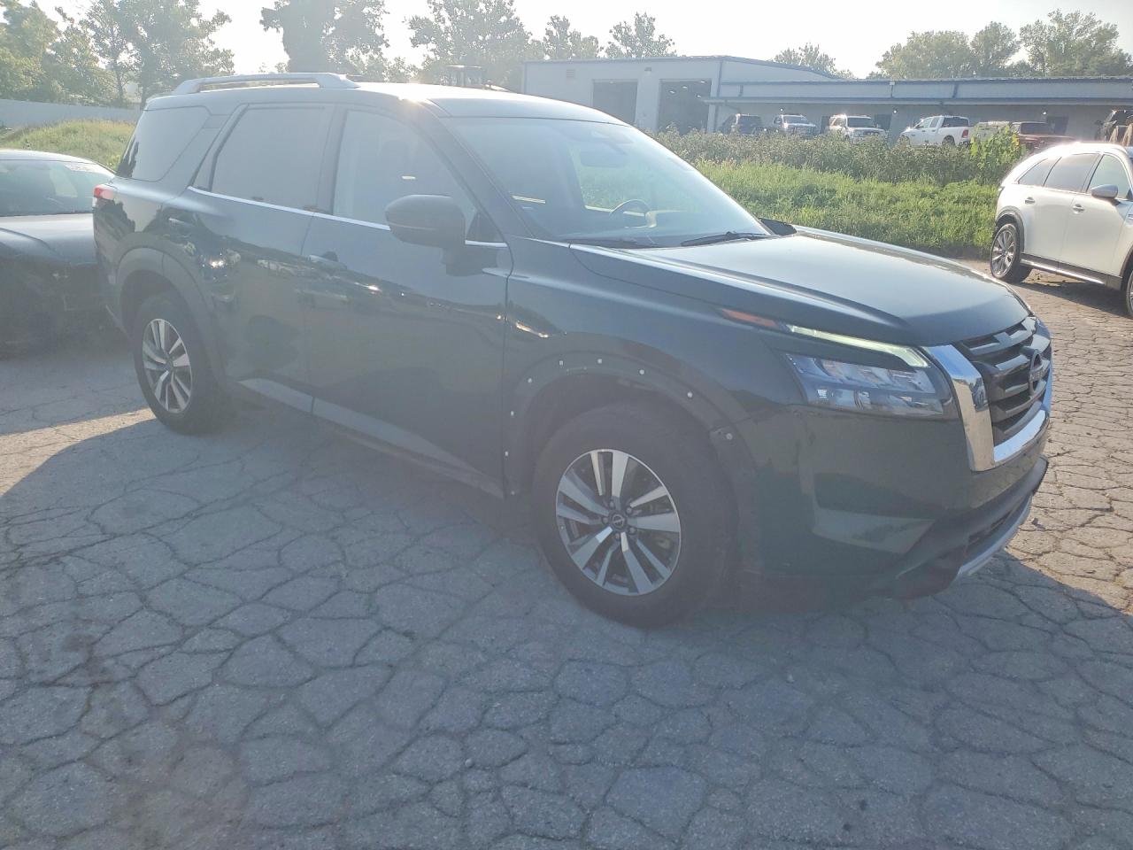 2025 NISSAN PATHFINDER SL — снимка 4