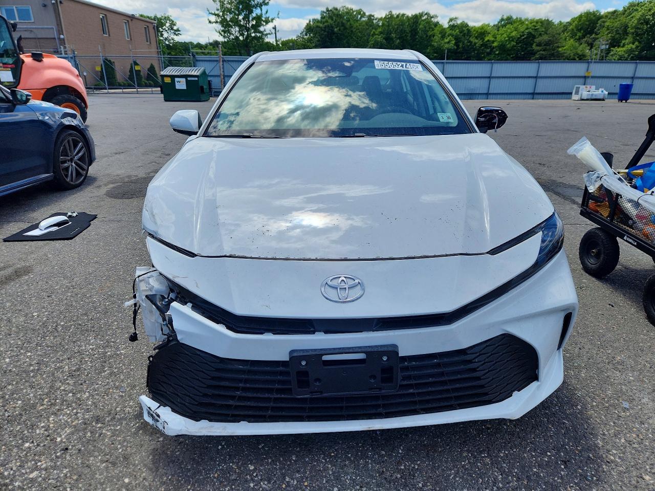 2026 TOYOTA CAMRY LE — снимка 5