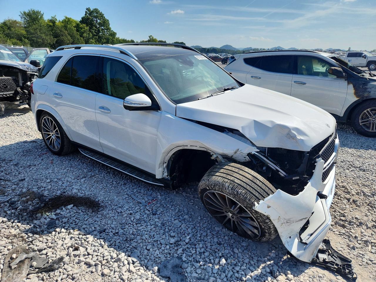 2026 MERCEDES-BENZ GLE 450 4MATIC — photo 4