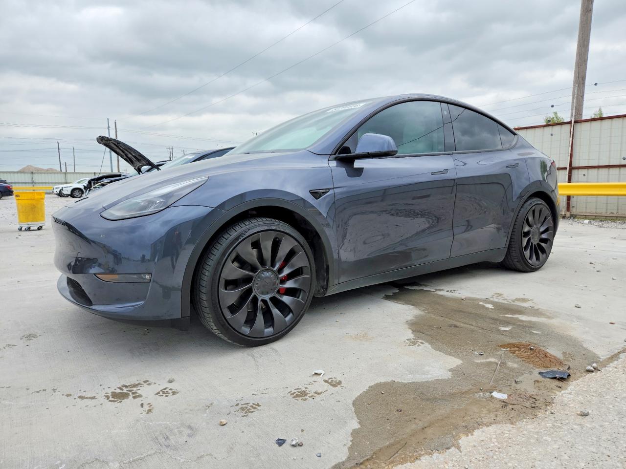 2023 TESLA MODEL Y