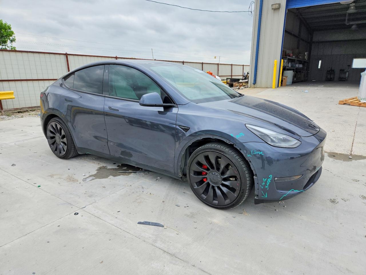 2023 TESLA MODEL Y — снимка 4