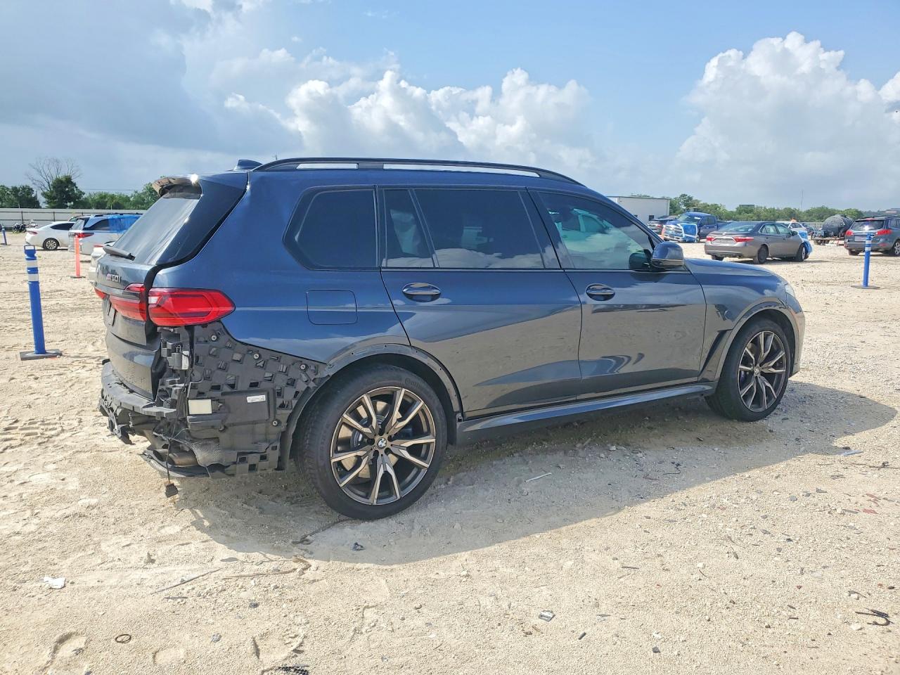 2022 BMW X7 M50I — снимка 3
