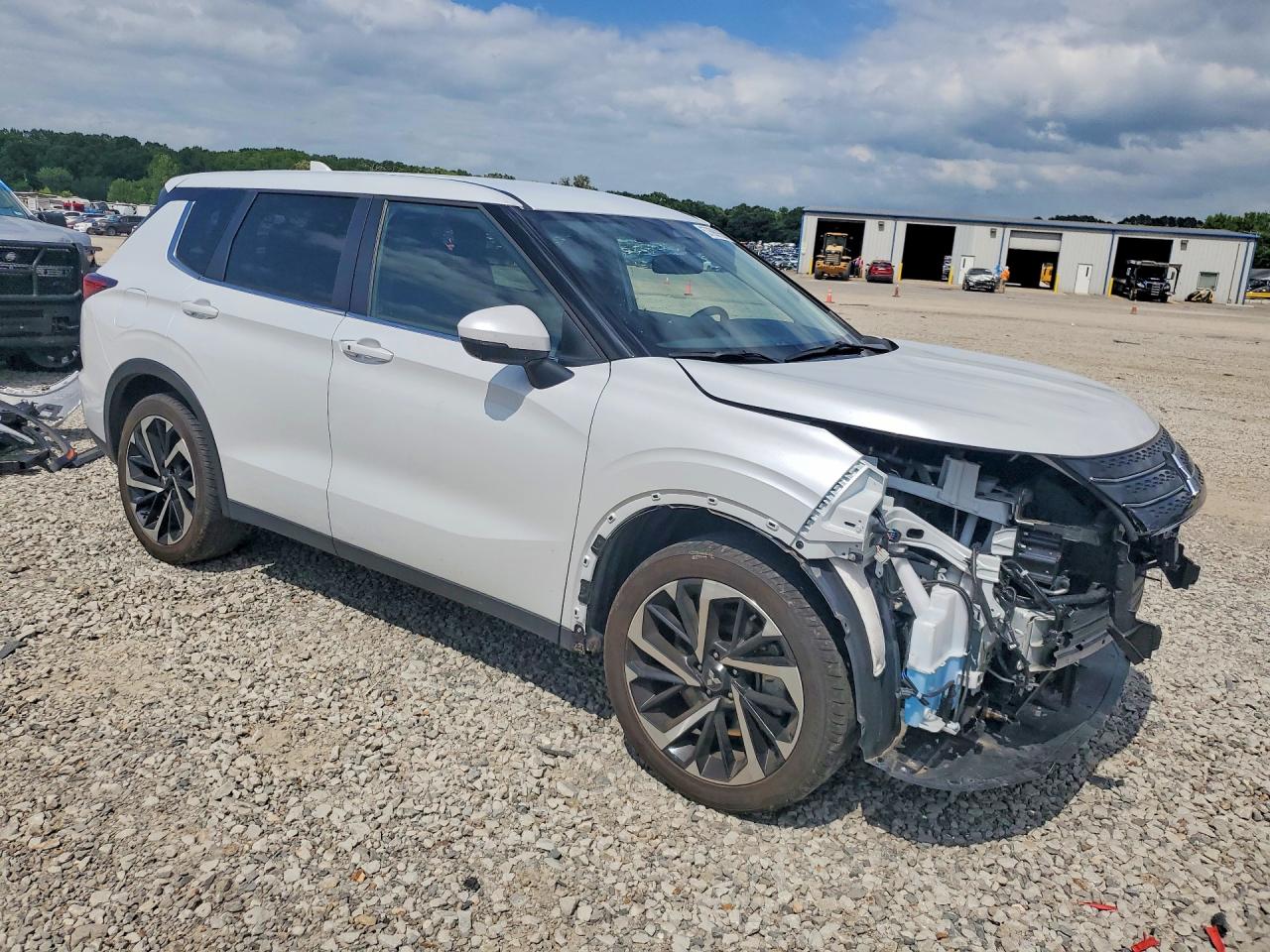 2024 MITSUBISHI OUTLANDER SE — снимка 4