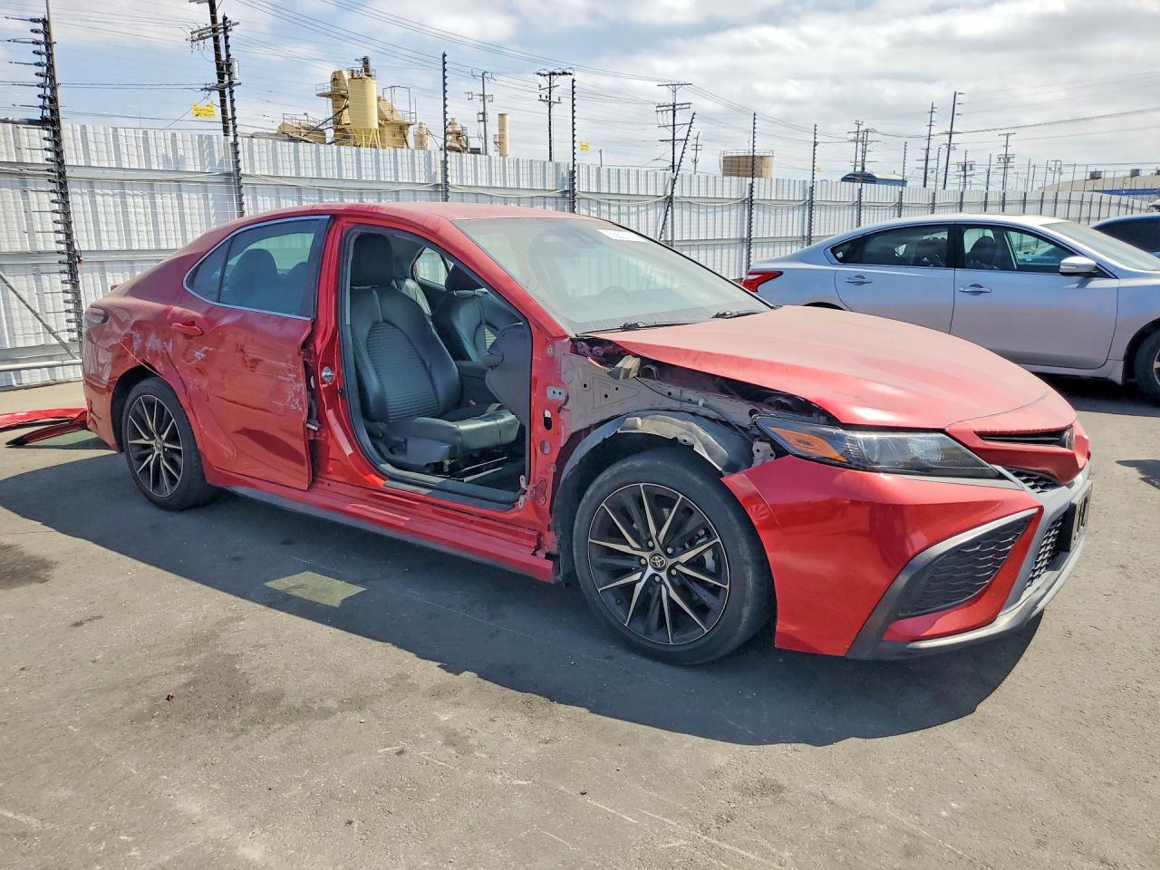 2022 TOYOTA CAMRY SE — снимка 4