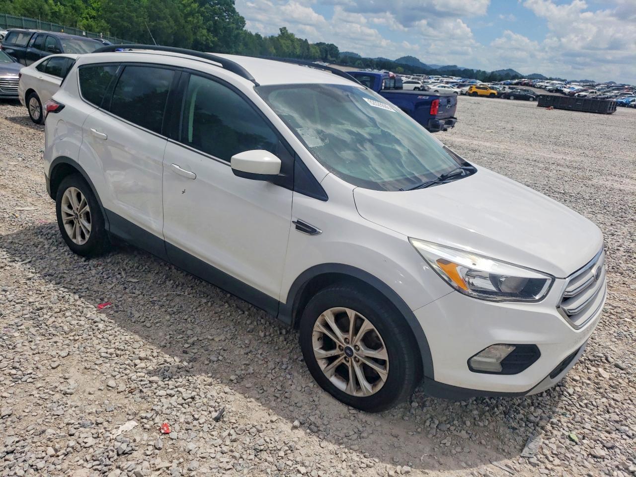 2018 FORD ESCAPE SE — снимка 4